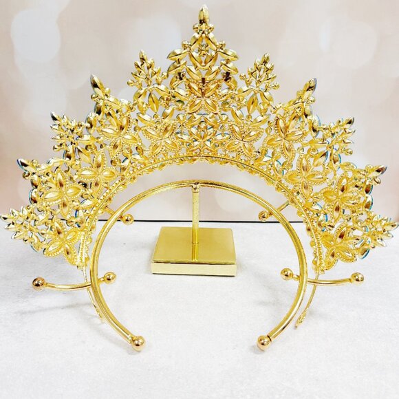 Mermaid crown, Fairy headpiece, bridal wedding crown, stunning gold crown